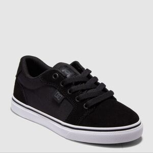 NEW DC black shoes - size 13